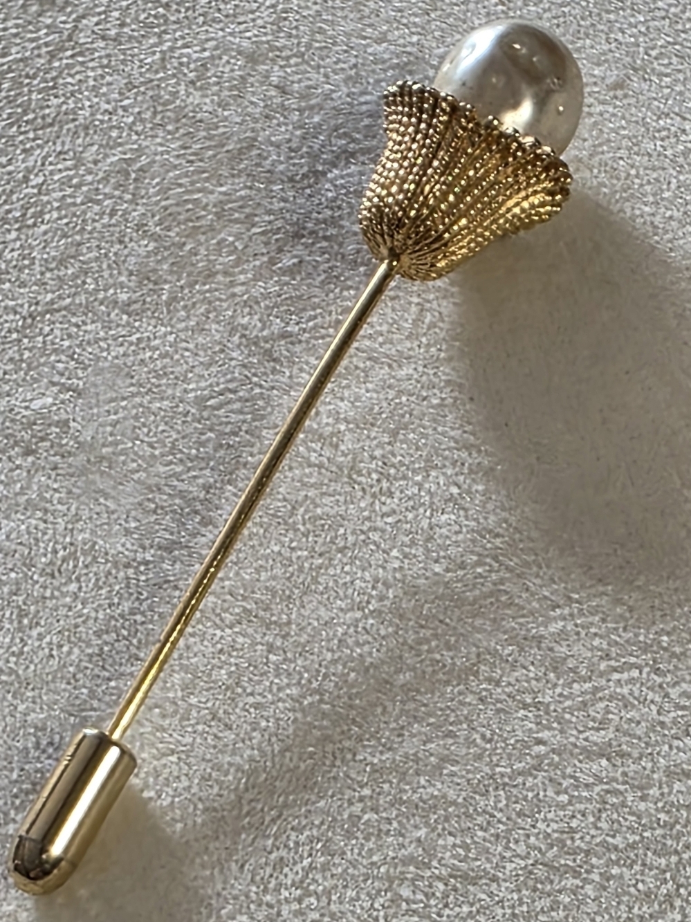Vintage Baroque Pearl Floral Stick Pin Gold Tone